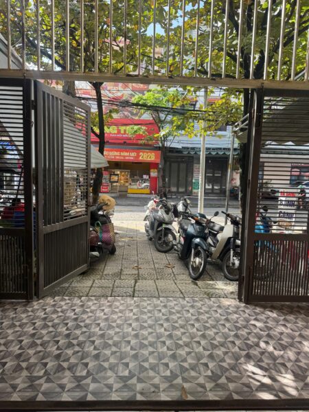Nhà 2 tầng mặt tiền Kỳ Đồng 92mv, 10ty5