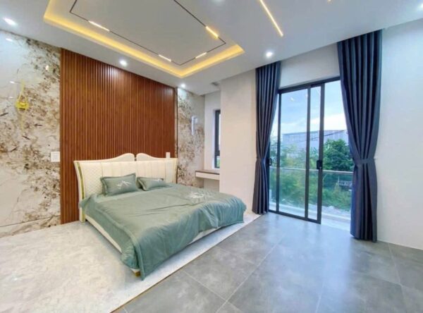 Nhà 3 tầng mặt tiền Bầu Cầu 5690