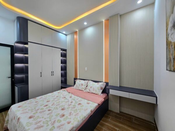Nhà 2 tầng kiệt ô tô Tôn Đản 82mv, 4580