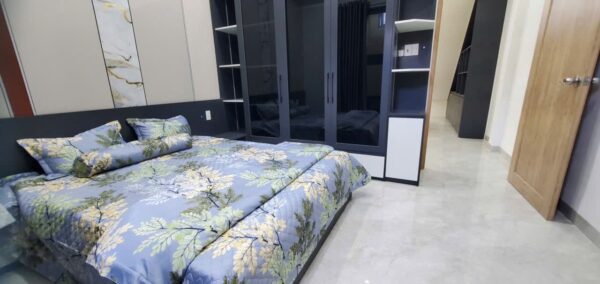 Nhà 2 tầng kiệt ô tô Tôn Đản, 80mv, 5180