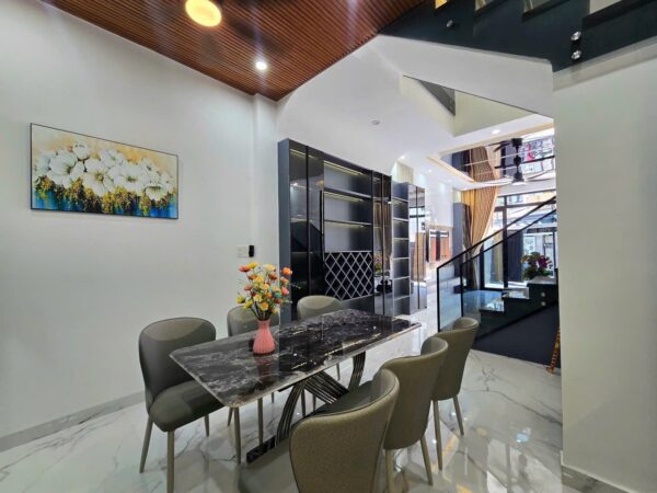 Nhà 2 tầng kiệt ô tô Tôn Đản 90mv, 5150