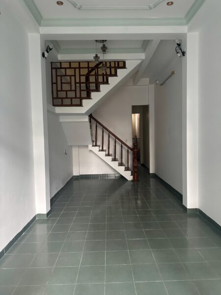 Nhà 2 tầng kiệt Nguyễn Phước nguyên 3500