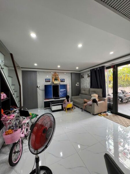 Nhà 2 tầng kiệt Trưng nữ vương 3450