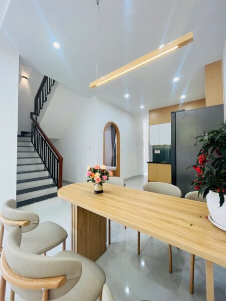 Nhà 3 tầng kiệt ô tô Cẩm Bắc 66mv, 5500