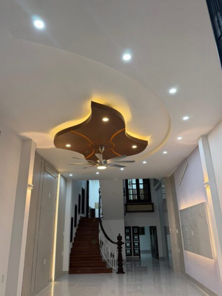 Nhà 5 tầng mặt tiền Hải Hồ 11ty5