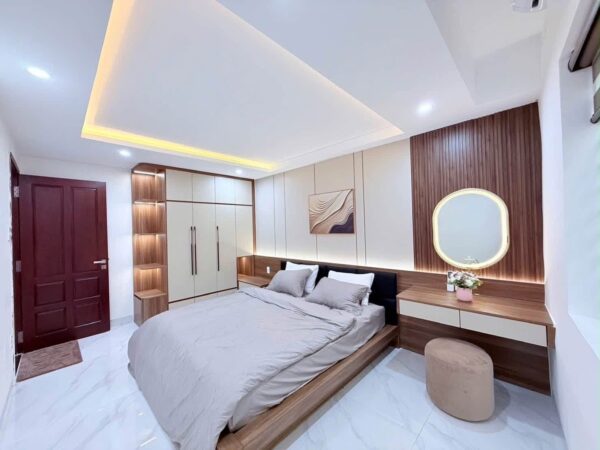 Nhà 3 tầng mặt tiền Phần Lăng 8650