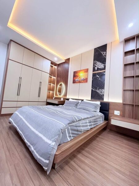 Nhà 3 tầng mặt tiền Phần Lăng 8650