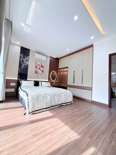 Nhà 3 tầng mặt tiền Phần Lăng 8650