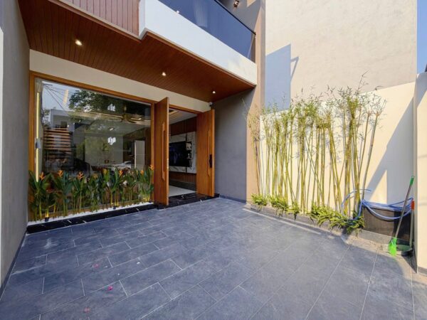 Nhà 3 tầng mặt tiền Thanh Lương 8990