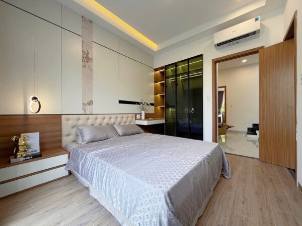 Nhà 3 tầng mặt tiền Thanh Lương 8990