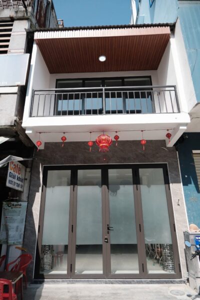 Cho thuê nhà 2 tầng mặt tiền Hoàng Diệu 20tr