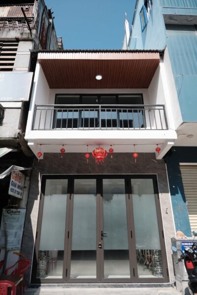 Cho thuê nhà 2 tầng mặt tiền Hoàng Diệu 20tr
