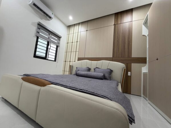 Chính chủ bán nhà 2 tầng mặt tiền Hoà Minh 7550