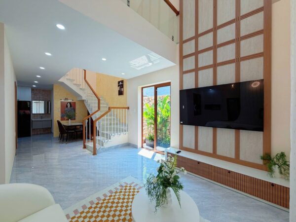 Nhà 2 tầng kiệt Hoàng Thúc Trâm, 4950