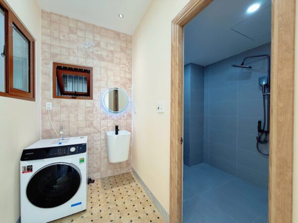 Nhà 2 tầng kiệt Hoàng Thúc Trâm, 4950