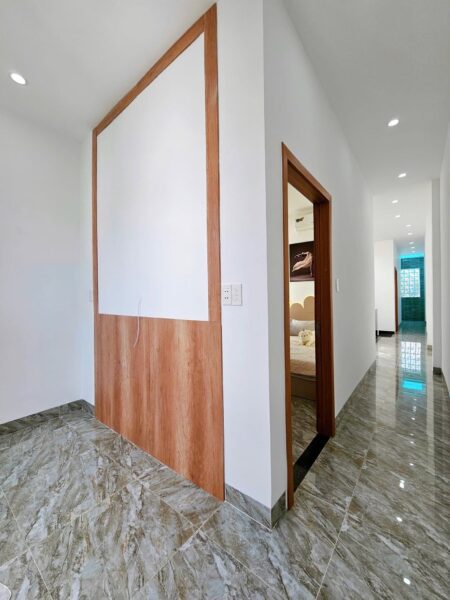 Nhà 2 tầng kiệt Nguyễn Lương Bằng, 3700