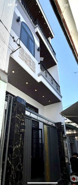 Nhà 3 tầng kiệt Trần Cao Vân, 68mv, 6500