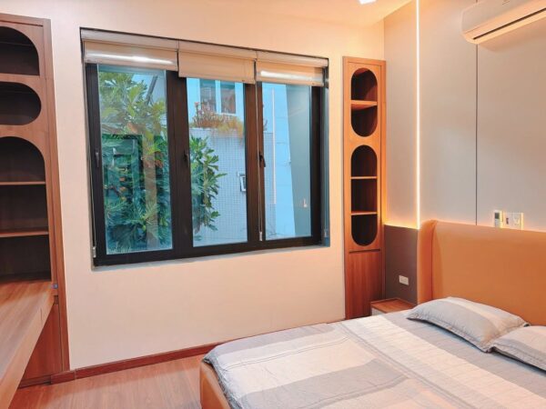 Nhà 3 tầng mặt tiền Thi Sách 86mv, 10ty990