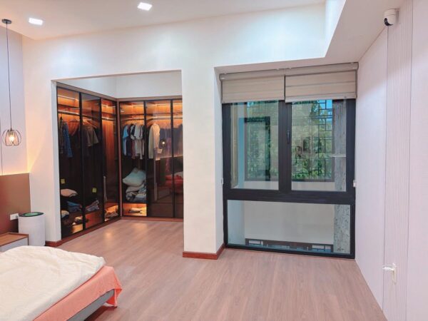 Nhà 3 tầng mặt tiền Thi Sách 86mv, 10ty990