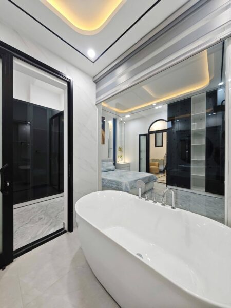 Nhà 3 tầng mặt tiền Lê Thiệt 72mv, 7650