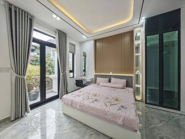 Nhà 3 tầng mặt tiền Lê Thiệt 72mv, 7650