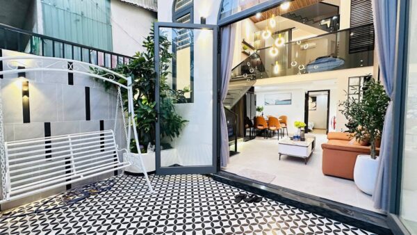 Nhà 3 tầng kiệt Lê Độ 60mv, 5550