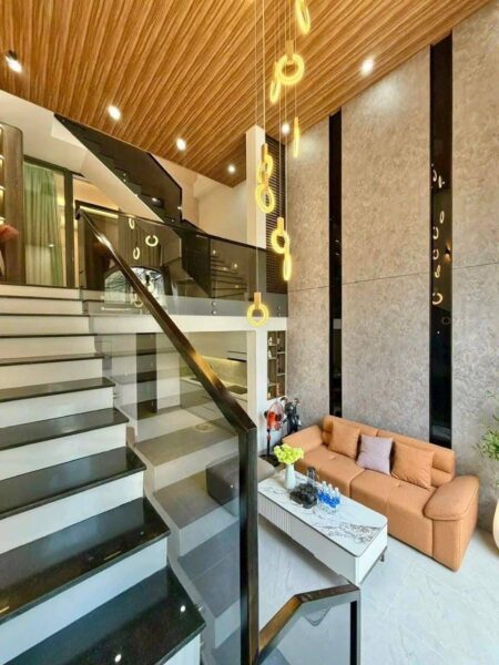 Nhà 3 tầng kiệt Lê Độ 60mv, 5550