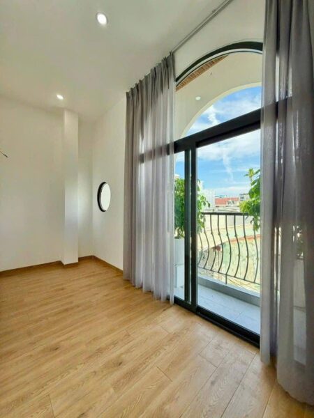 Nhà 3 tầng kiệt Lê Độ 60mv, 5550