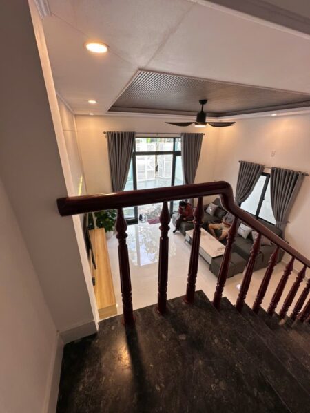 Nhà 2 tầng mặt tiền Nguyễn Công Hoan 7790