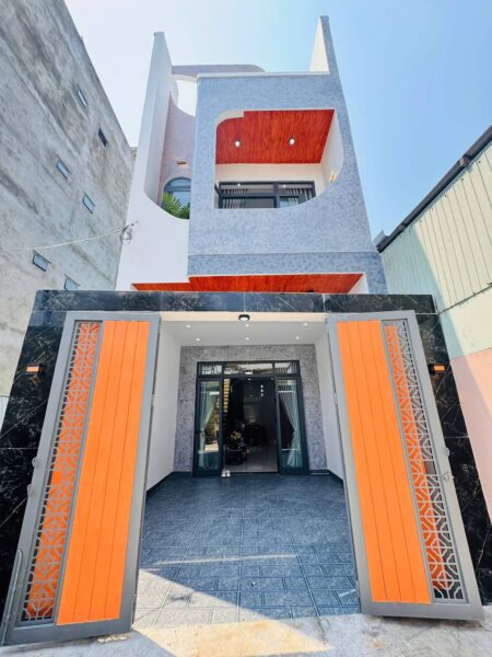 Nhà 2 tầng kiệt ô tô Nguyễn Công Hoan 5450