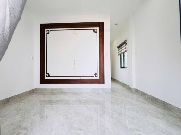 Nhà 2 tầng kiệt ô tô Nguyễn Công Hoan 5450
