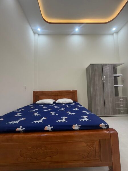 Nhà 2 tầng kiệt ô tô Hoàng Văn Thái 4850