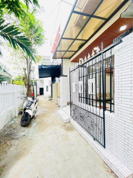 Nhà mê lửng kiệt Hoà An 52mv, 3350