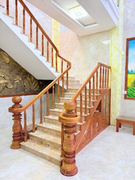 Biệt thự 3 tầng mặt tiền Chơn Tâm 290mv, 15ty5