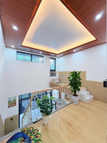 Nhà 2 tầng kiệt ô tô Hoàng Diệu 5900