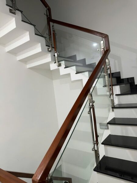 Nhà 3 tầng mặt tiền Bàu Làng 100mv, 9700