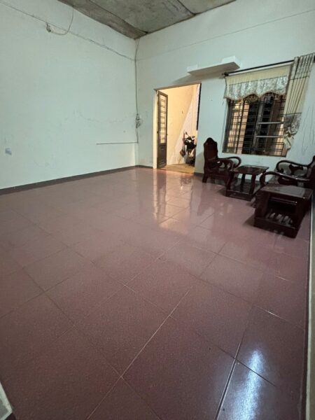 Nhà cấp 4 kiệt ô tô Tôn Đản 65mv, 2850