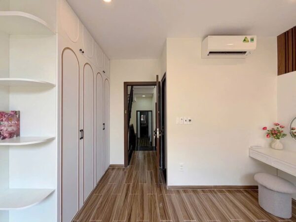 Nhà 4 tầng kiệt Nguyễn Văn Linh 7550