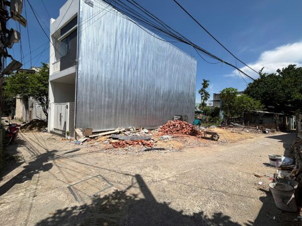 Đất 2 kiệt ô tô Nguyễn Xuân Hữu 64mv, 3150
