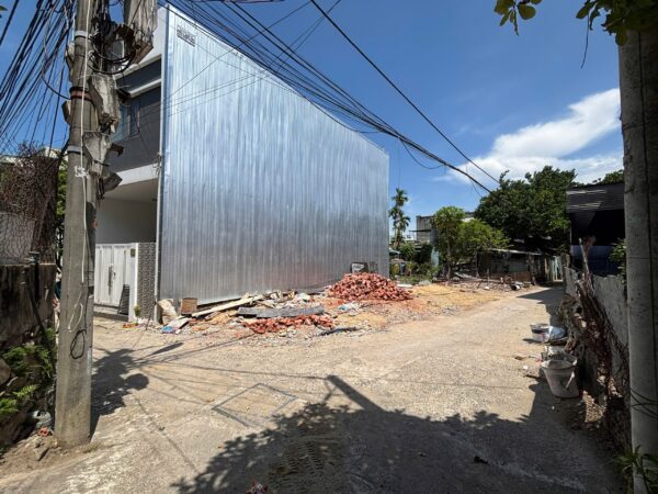 Đất 2 kiệt ô tô Nguyễn Xuân Hữu 64mv, 3150