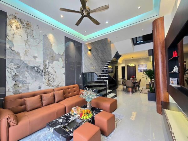 Nhà 3 tầng kiệt ô tô Tô Hiệu 81mv, 5650