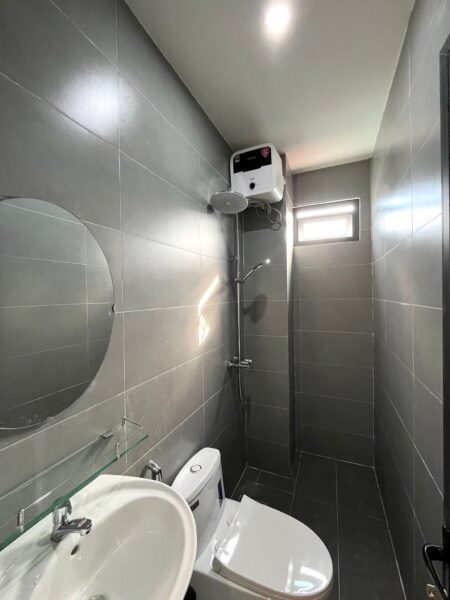 Nhà 3 tầng kiệt Nguyễn Lương Bằng 2550