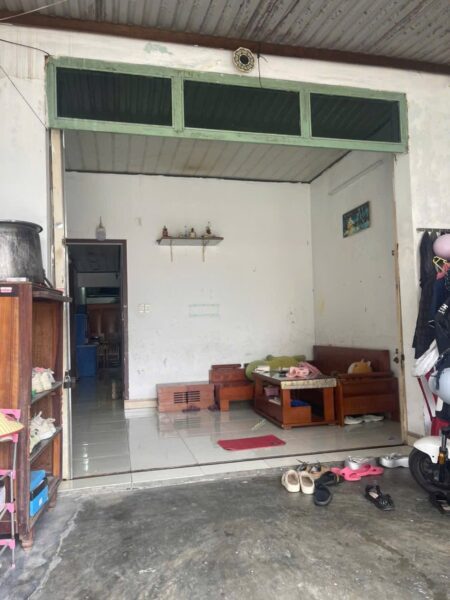 Nhà cấp 4 kiệt ô tô Hoàng Văn Thái 68mv, 3250