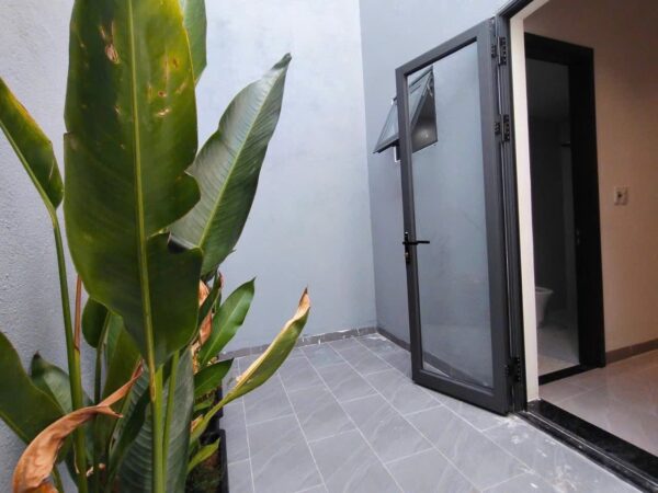 Nhà 3 tầng kiệt ô tô Trần cao Vân 70mv, 6550