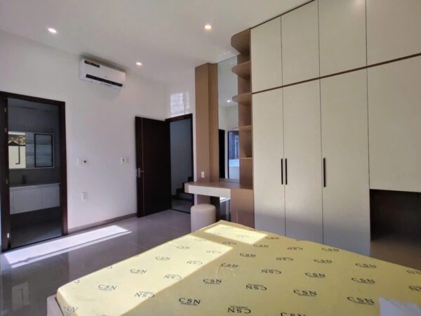 Nhà 3 tầng kiệt ô tô Trần cao Vân 70mv, 6550