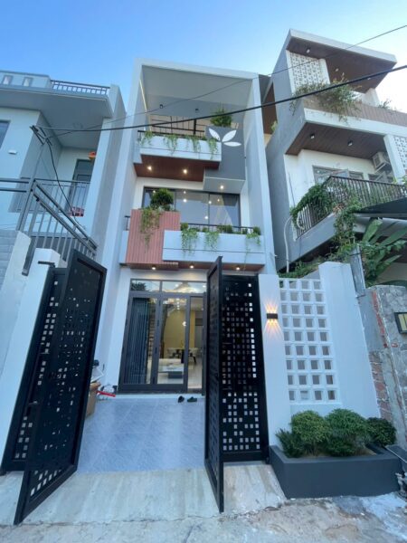Nhà 3 tầng kiệt ô tô Bình Thái 1 , 80mv, 4950