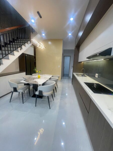 Nhà 3 tầng kiệt ô tô Bình Thái 1 , 80mv, 4950