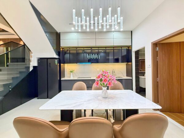 Nhà 2 tầng mặt tiền Hoà Minh, 90mv, 7750
