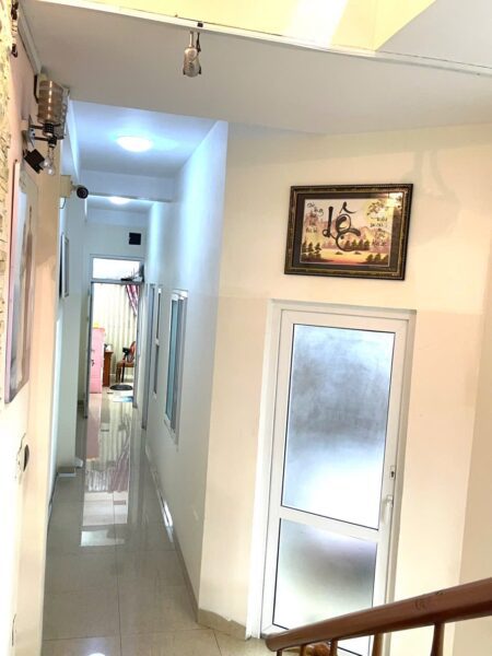 Nhà 4 tầng mặt tiền Nguyễn Chí Thanh 23ty5