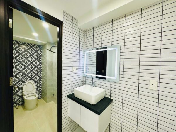Nhà mê lửng 2 mặt kiệt ô tô Tôn Đản 3950